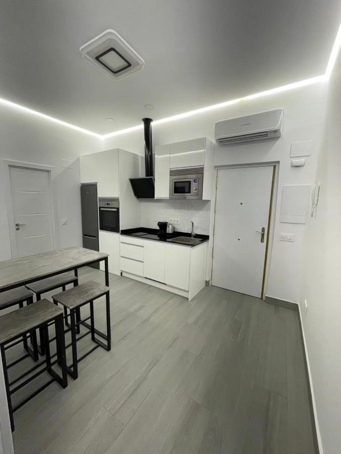 Suara Apartamentos 1 Madrid Luaran gambar