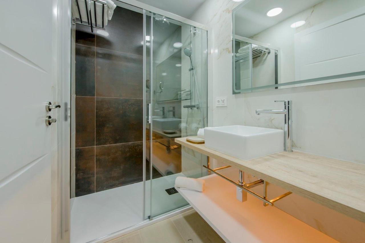 Suara Apartamentos 1 Madrid Luaran gambar