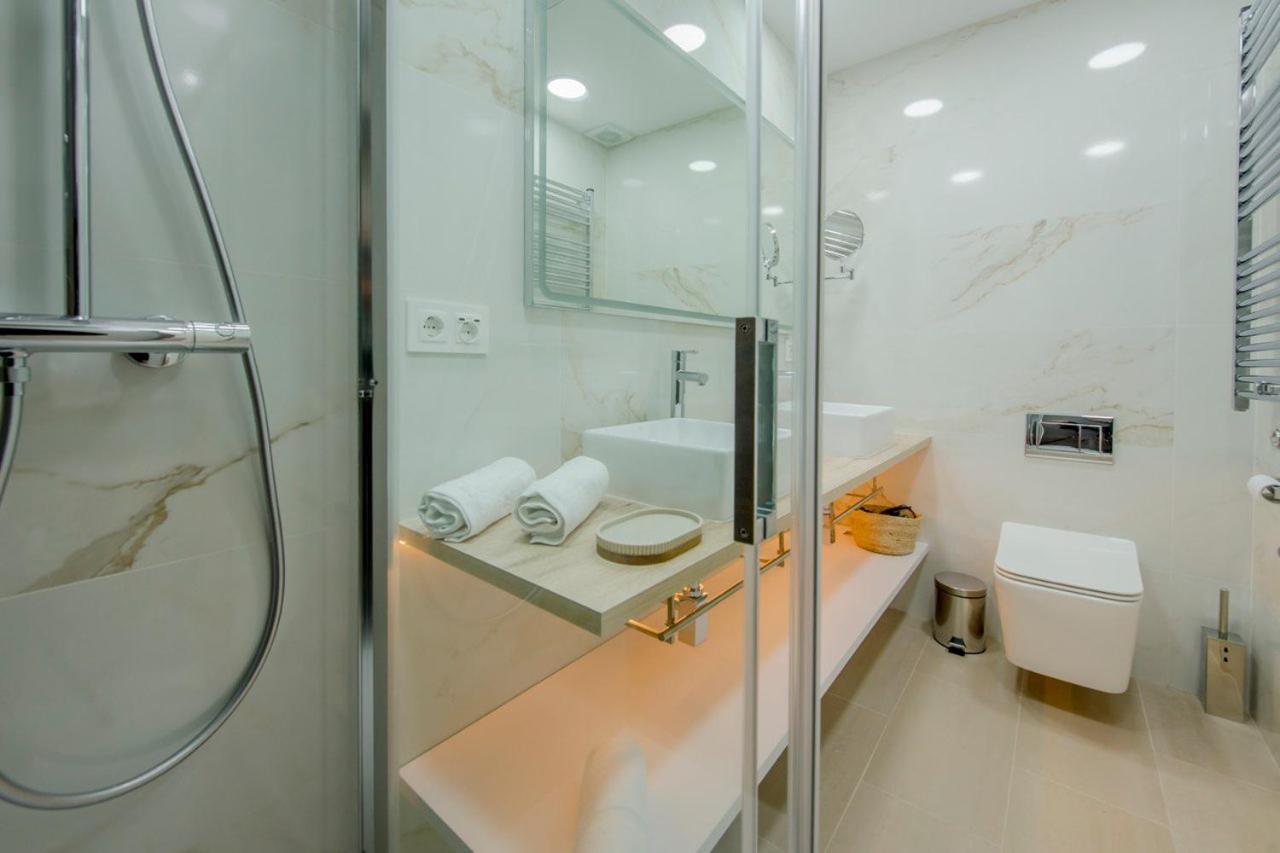 Suara Apartamentos 1 Madrid Luaran gambar